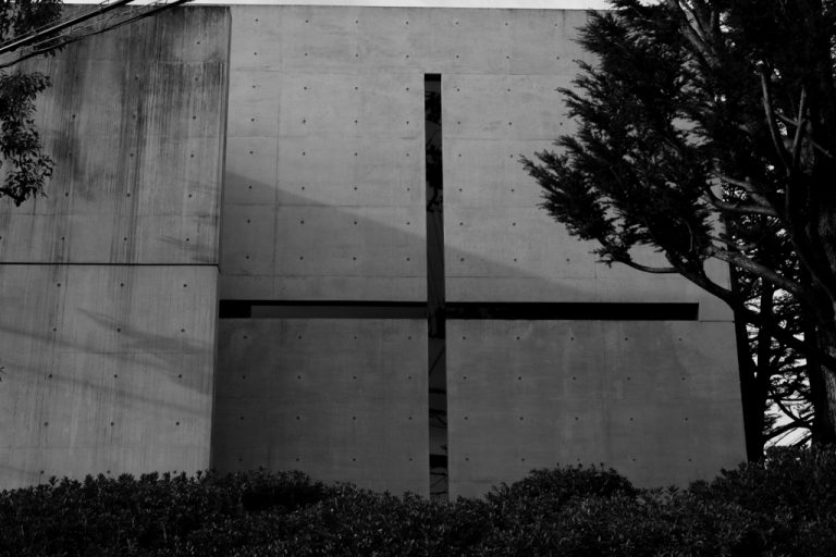 L'église de la lumière de Tadao Ando | TekuTeku Japan
