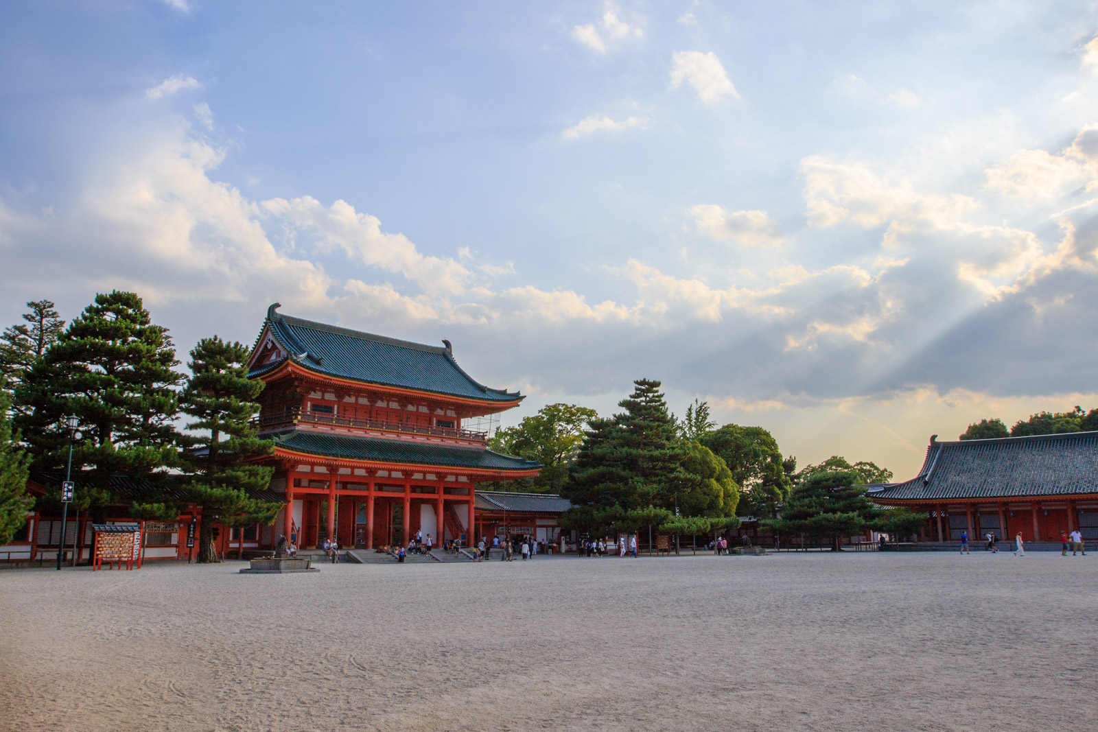 Le sanctuaire Heian-jingū et son jardin d&rsquo;exception